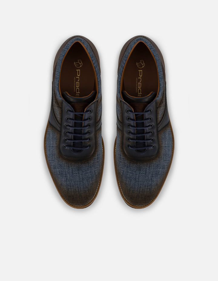 Zapato inglés en textil azul con combinación de materiales para hombre