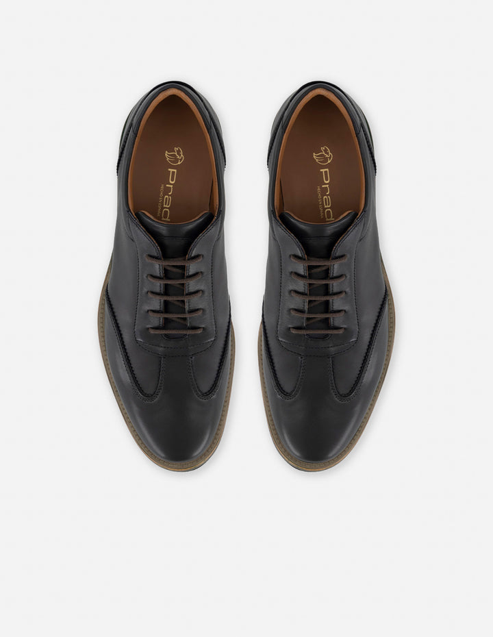Zapato inglés negro con costura doble en piel para hombre