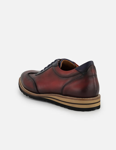 Zapato inglés rojo con acabados difuminados en piel para hombre