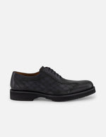 Zapato inglés gris con grabado en piel personalizada para hombre