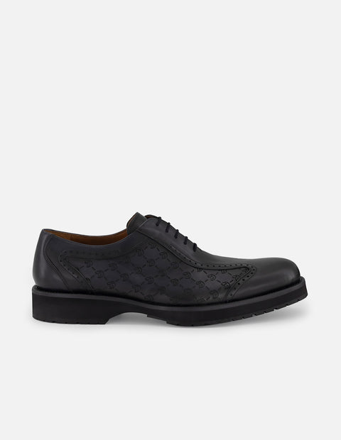Zapato inglés gris con grabado en piel personalizada para hombre