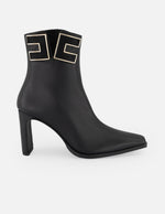 Botines negro piel para mujer con herrajes en pelo