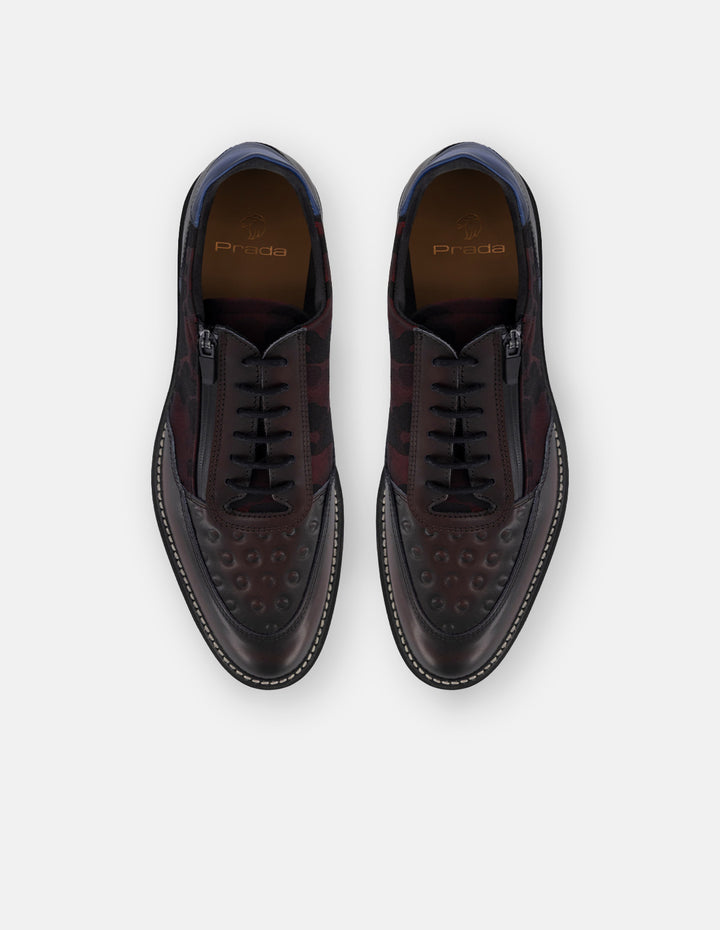 Zapato inglés vino piel textil para hombre con camuflaje