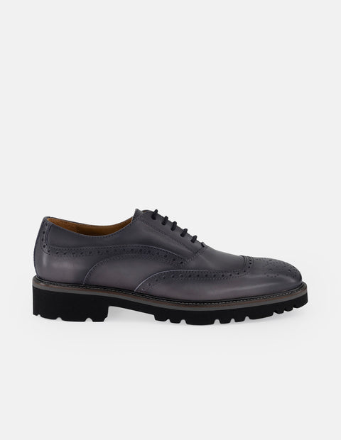 Zapato inglés gris piel para hombre con picado maría