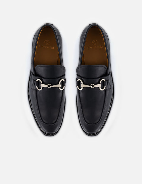 Mocasines color negro en piel con suela Comfort Light para hombre