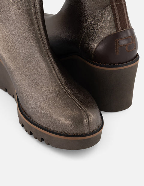 Botines color oro lycra piel con detalle metálico para mujer