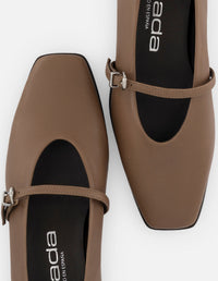 Mercedes beige piel para mujer con tira ajustable
