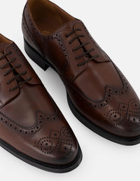 Zapato Blucher café piel para hombre con picado María