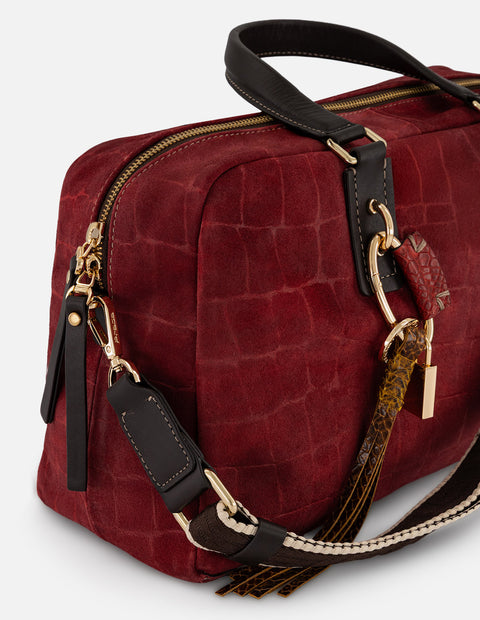 Bolso bowling rojo ante tipo coco para mujer con colgantes