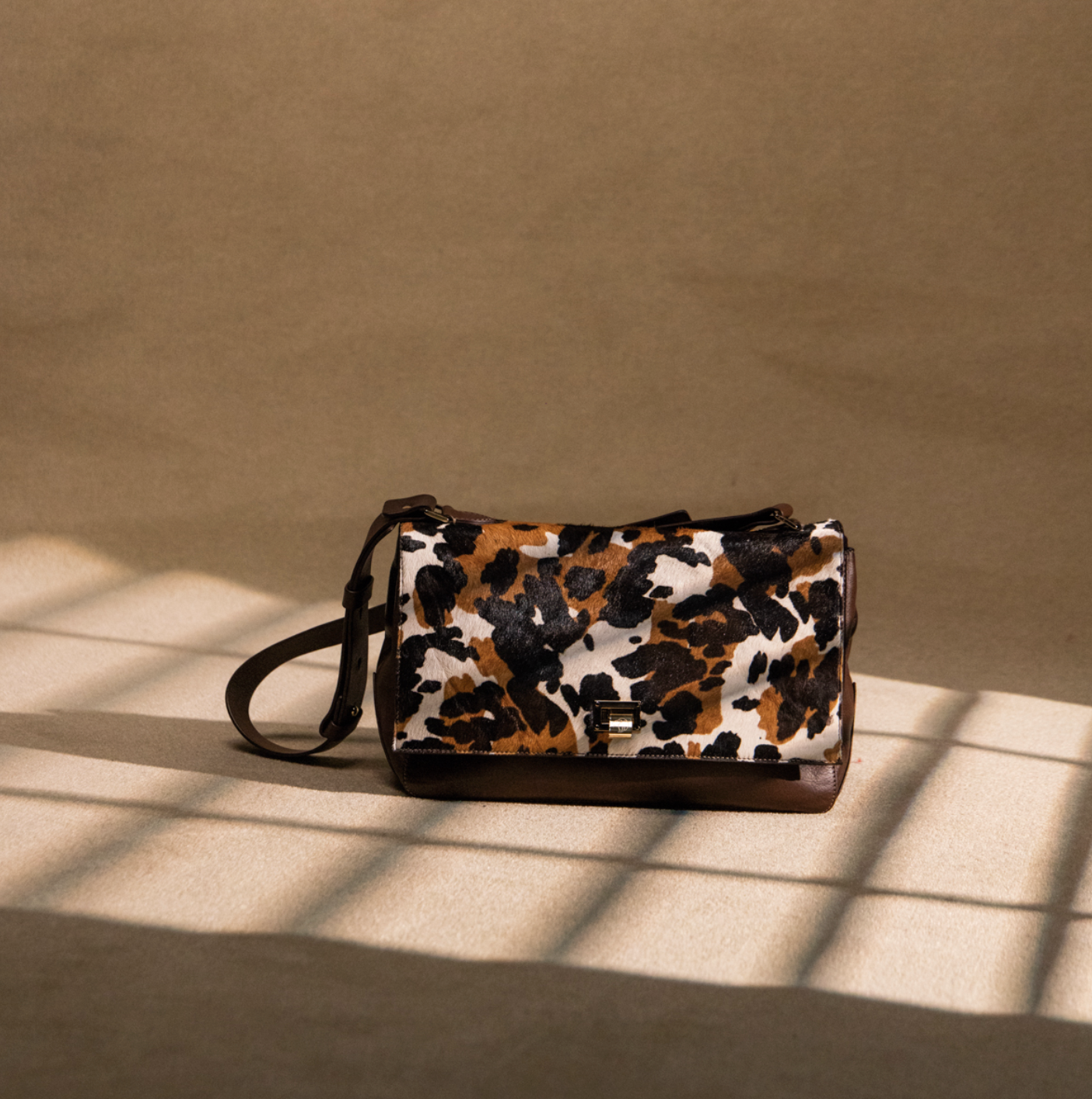 bandolera prada animal print
