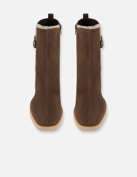 Botines beige ante borrego para mujer con hebilla redonda