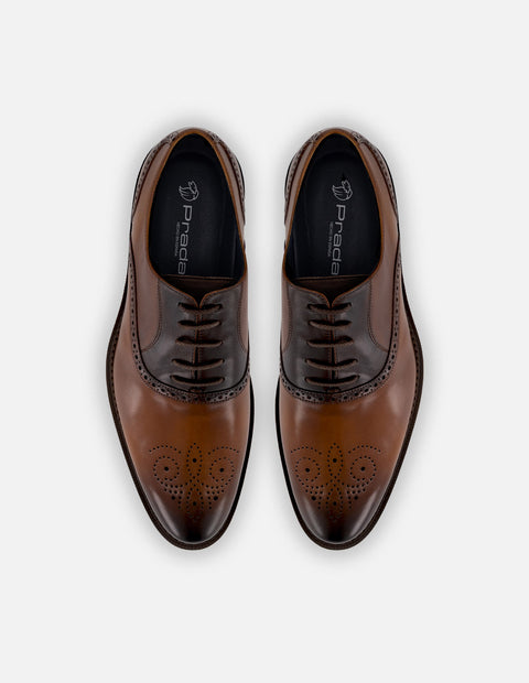 Zapato Oxford café piel para hombre con acabado sombreado