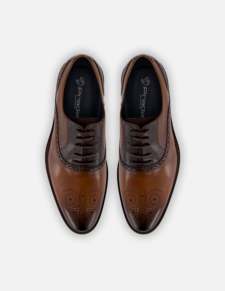 Zapato Oxford café piel para hombre con acabado sombreado