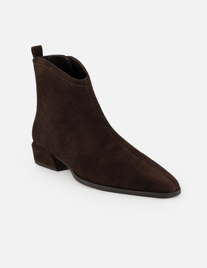 Botines café ante para mujer con costura superior visible