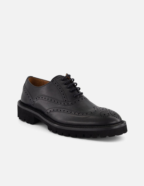 Zapato Oxford negro piel para mujer con picado María