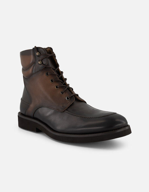 Botines café piel grabada para hombre con sombreado