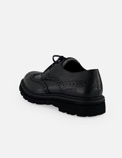 Zapato Blucher negro piel bombeada para hombre con detalle textil