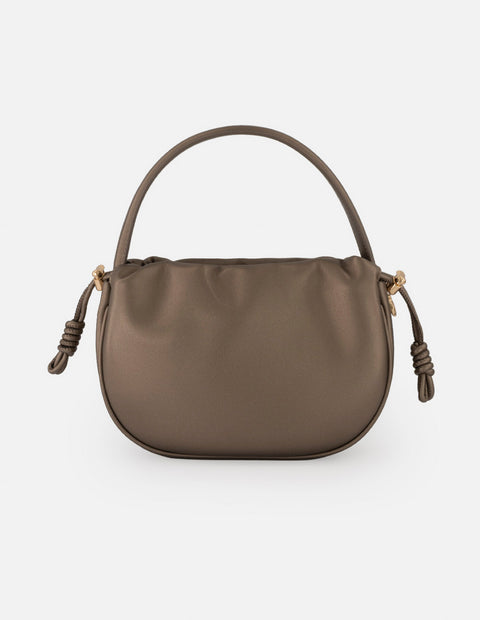 Minibolso oro vegano para mujer con logo frontal