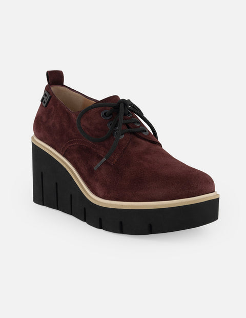 Zapato Blucher vino ante para mujer con combinación de materiales